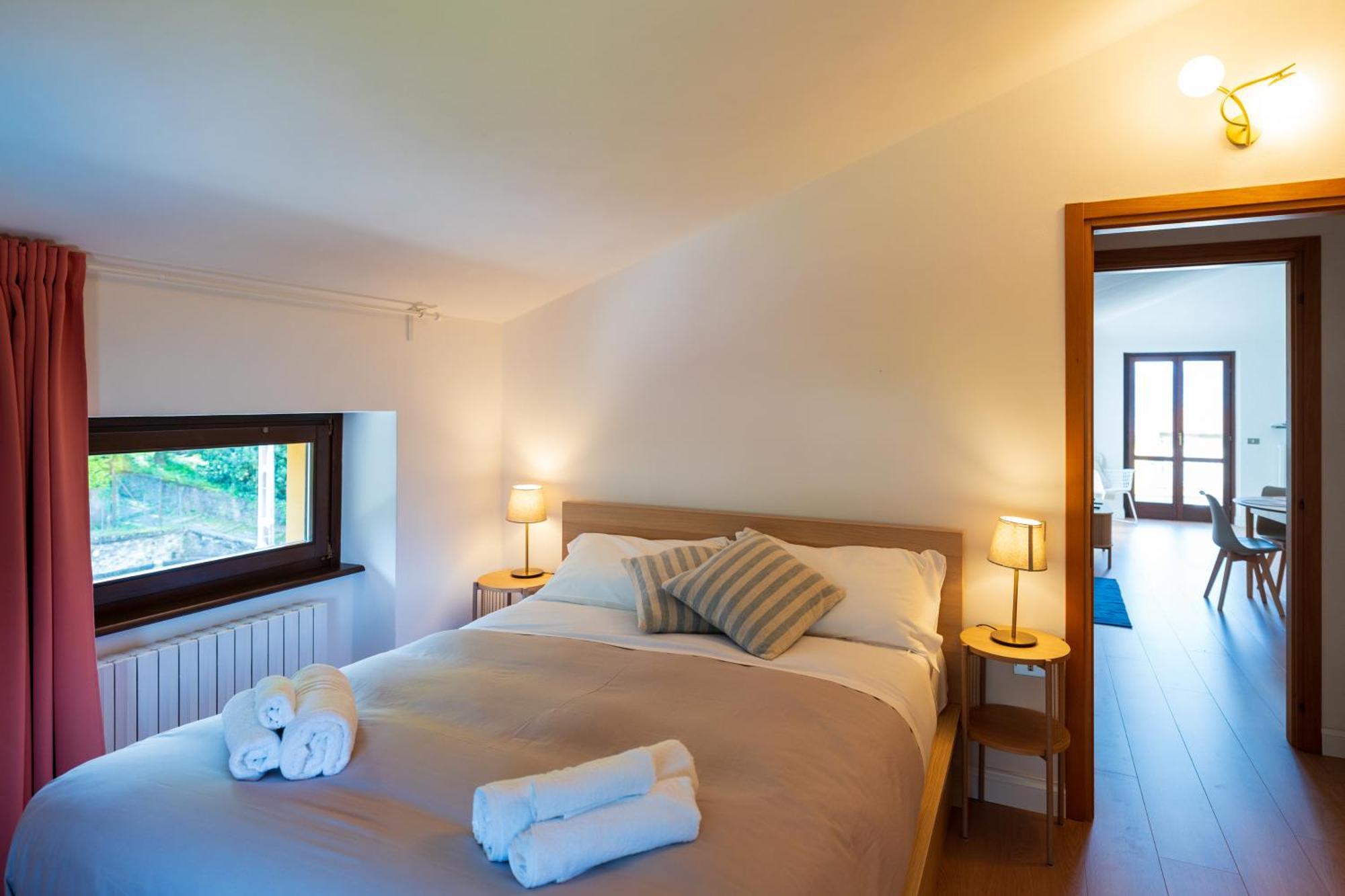 Stunning Apartment- Terrace And Swimming Pool 벨라노 외부 사진