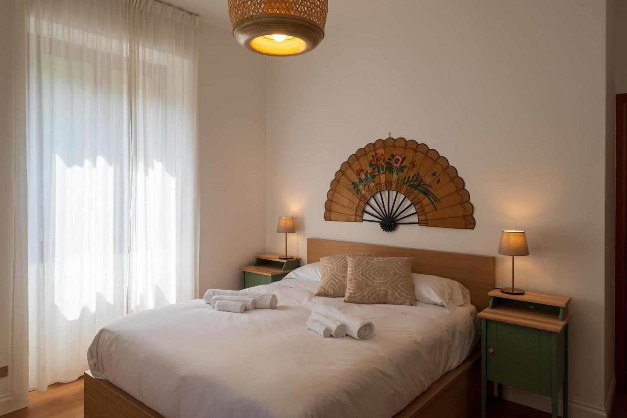 Stunning Apartment- Terrace And Swimming Pool 벨라노 외부 사진